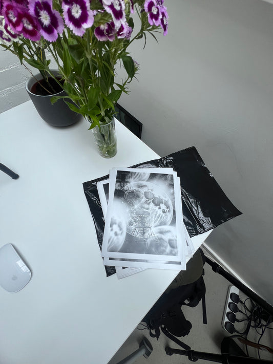 0116 - Sci-fi hand prints collection