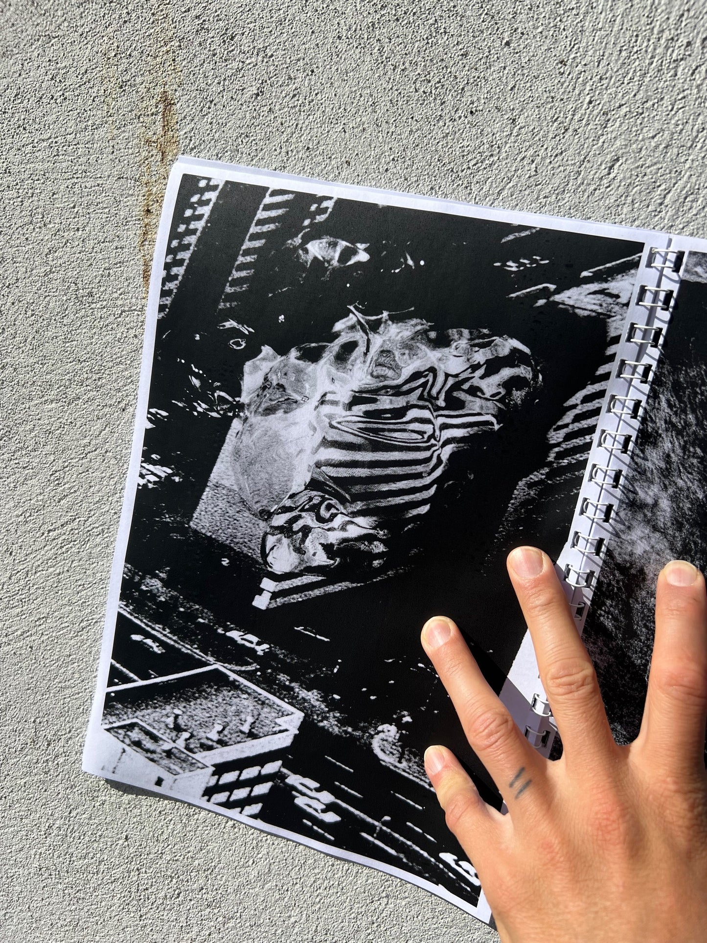 0090 - A4 ring bound photobook