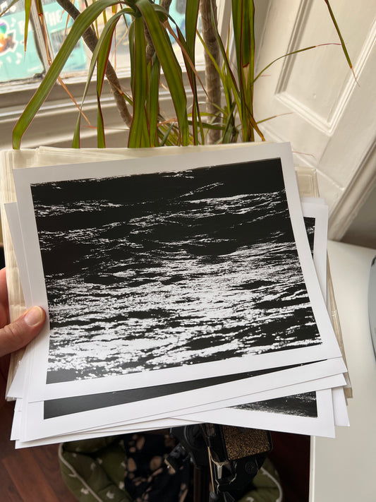 0047 - 10x8 Hand print of waves