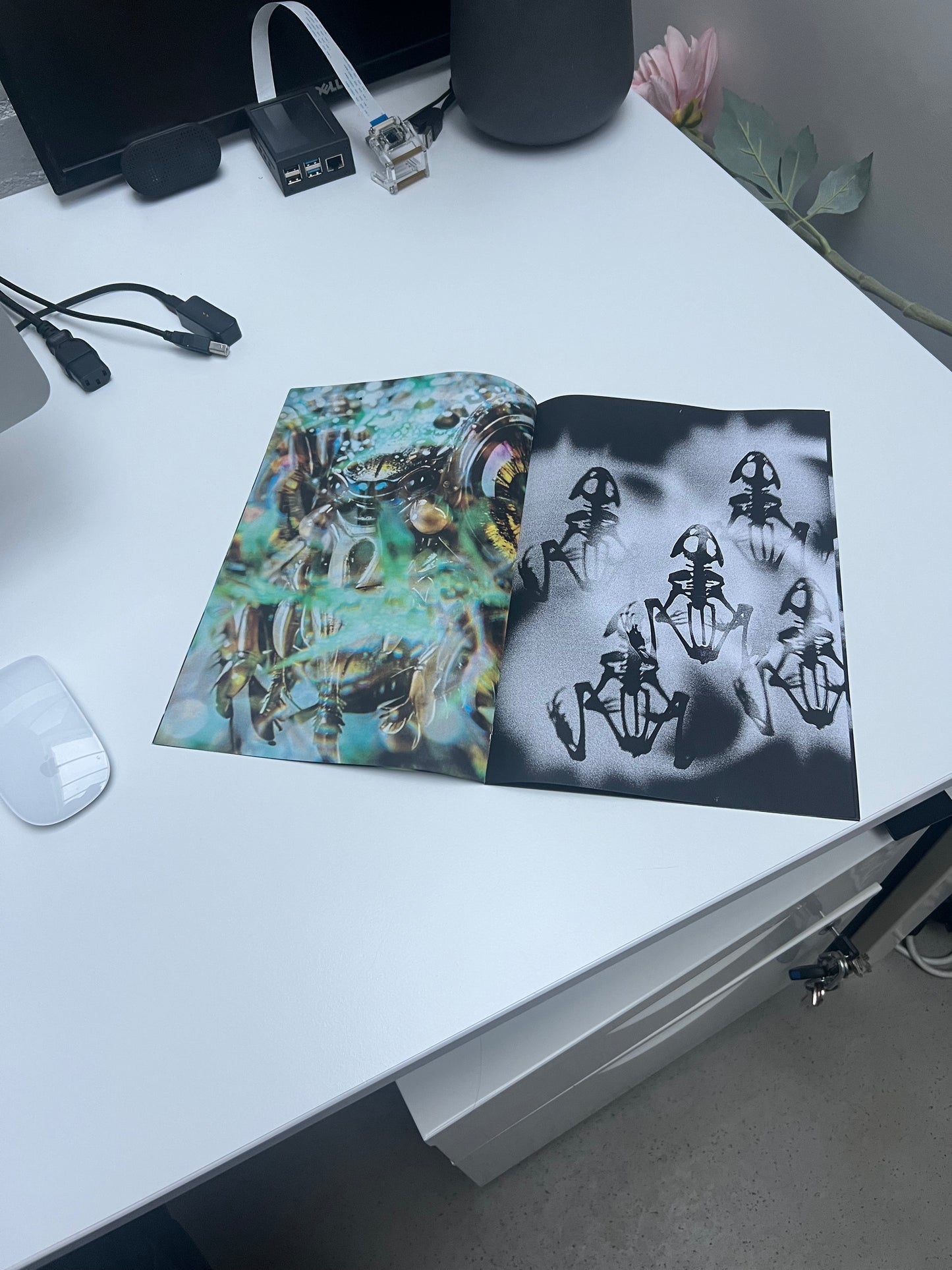 0128 - A new planet book